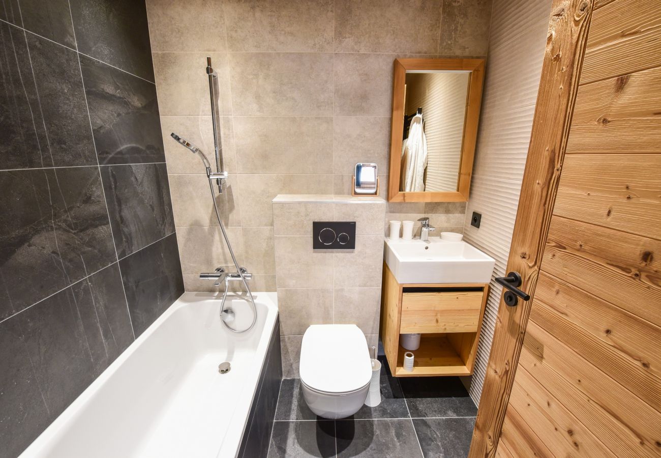 Apartment in L'Alpe d'Huez - Hameau Clotaire B35