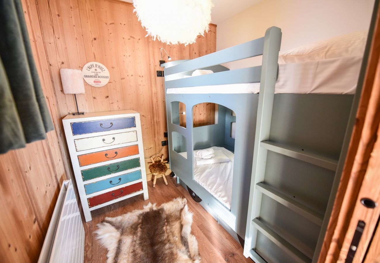 Apartment in L'Alpe d'Huez - Hameau Clotaire B35