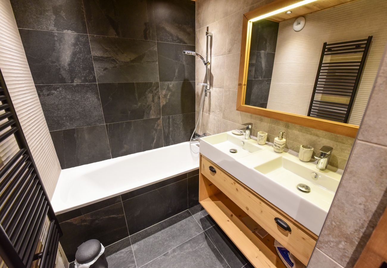 Apartment in L'Alpe d'Huez - Hameau Clotaire A16