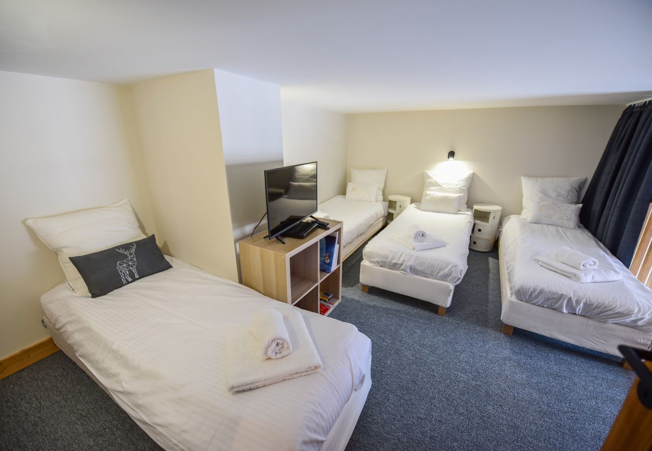 Apartment in L'Alpe d'Huez - Hameau Clotaire A02