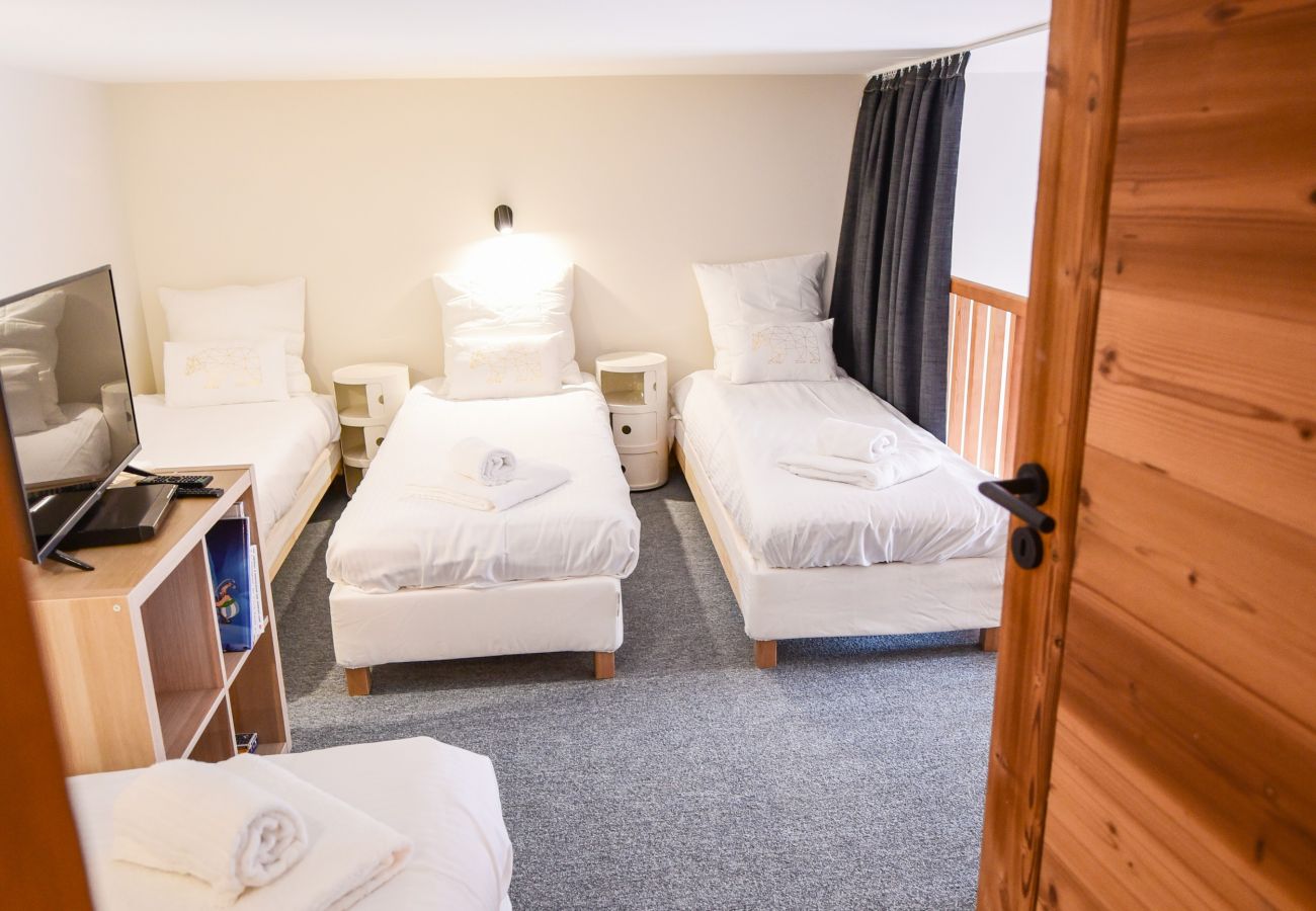 Apartment in L'Alpe d'Huez - Hameau Clotaire A02