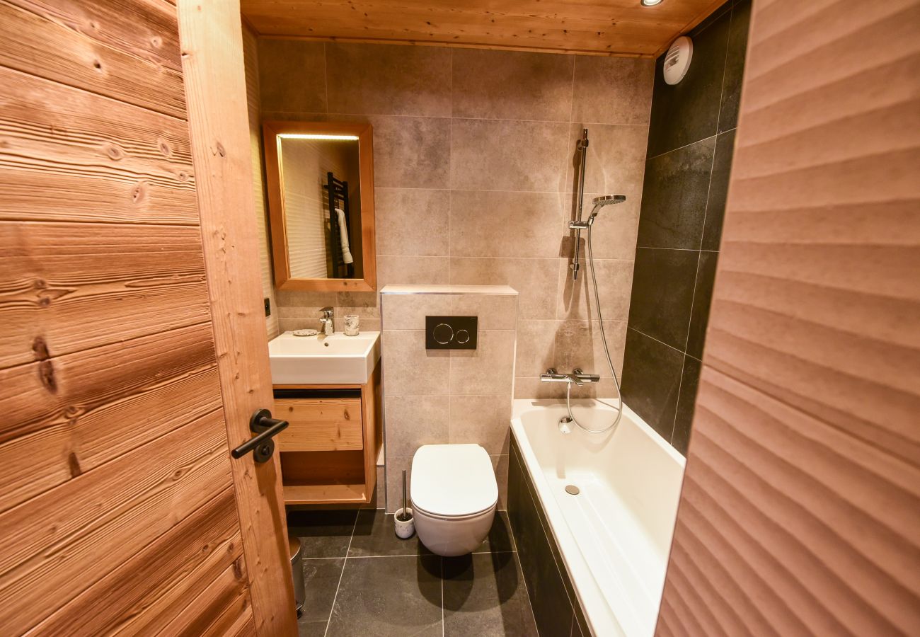 Apartment in L'Alpe d'Huez - Hameau Clotaire B36