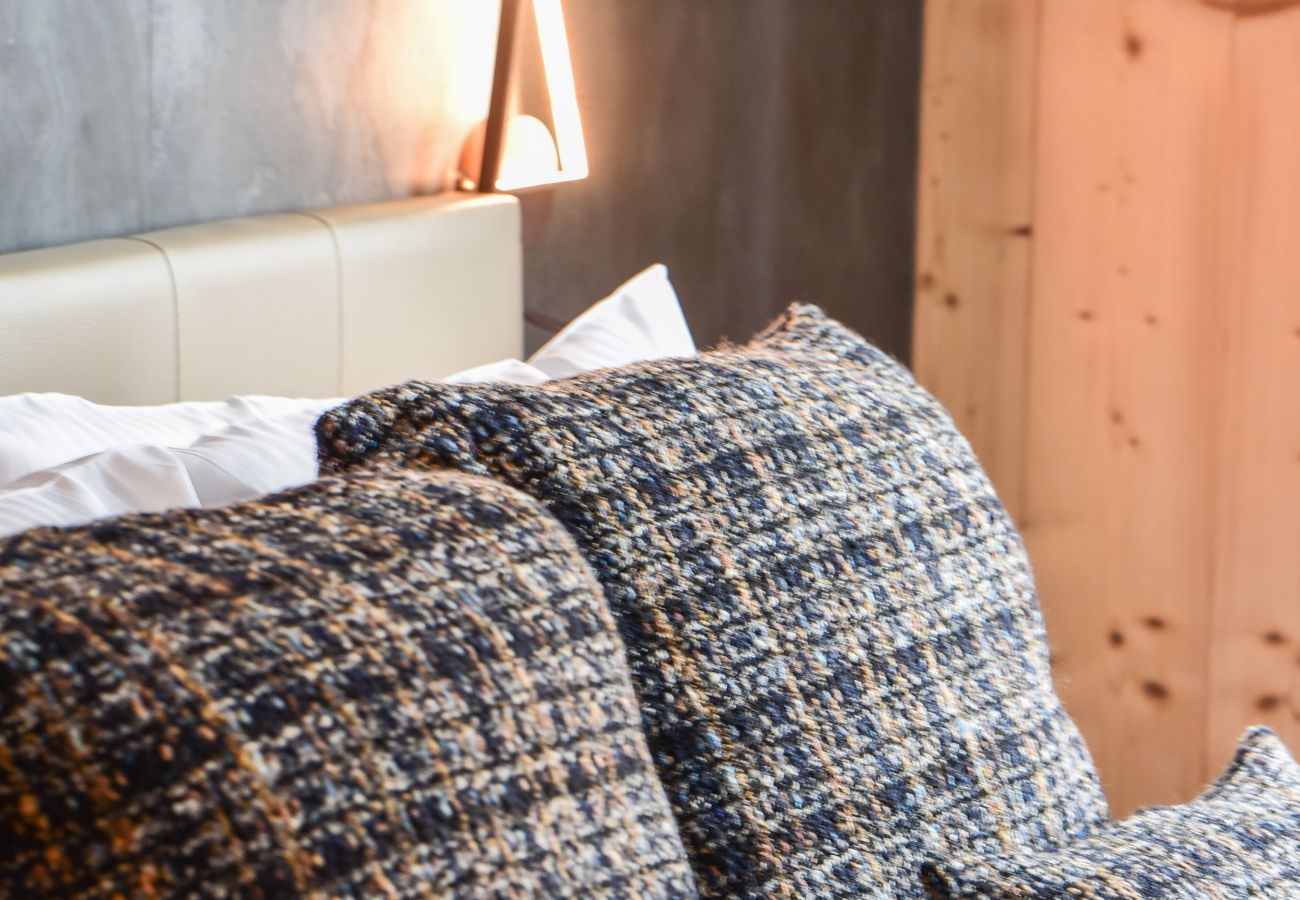 Apartment in L'Alpe d'Huez - Hameau Clotaire B36