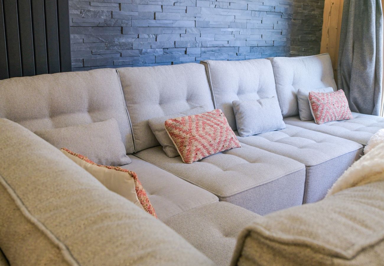 Apartment in L'Alpe d'Huez - Hameau Clotaire B36
