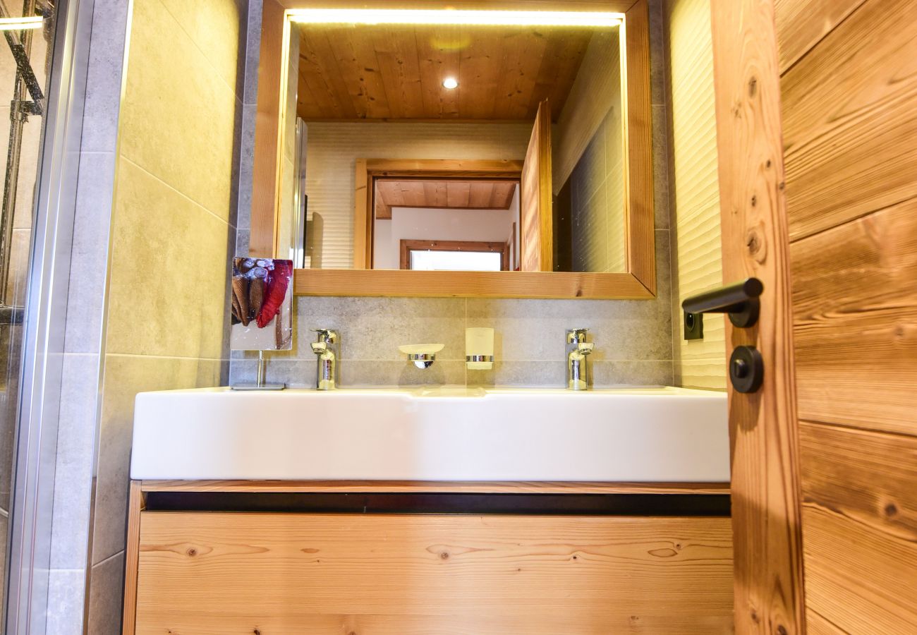 Apartment in L'Alpe d'Huez - Hameau Clotaire B32