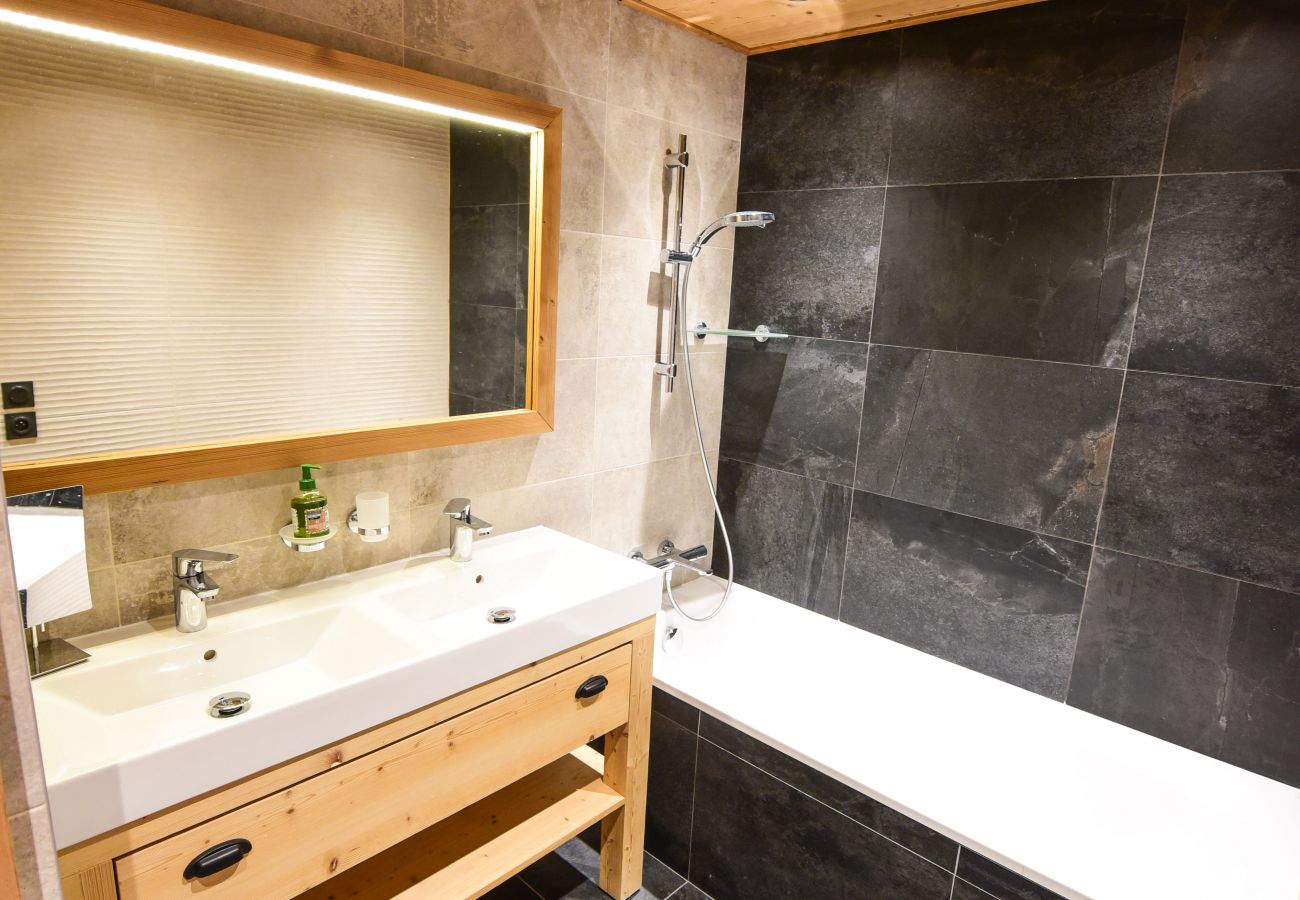 Apartment in L'Alpe d'Huez - Hameau Clotaire B32