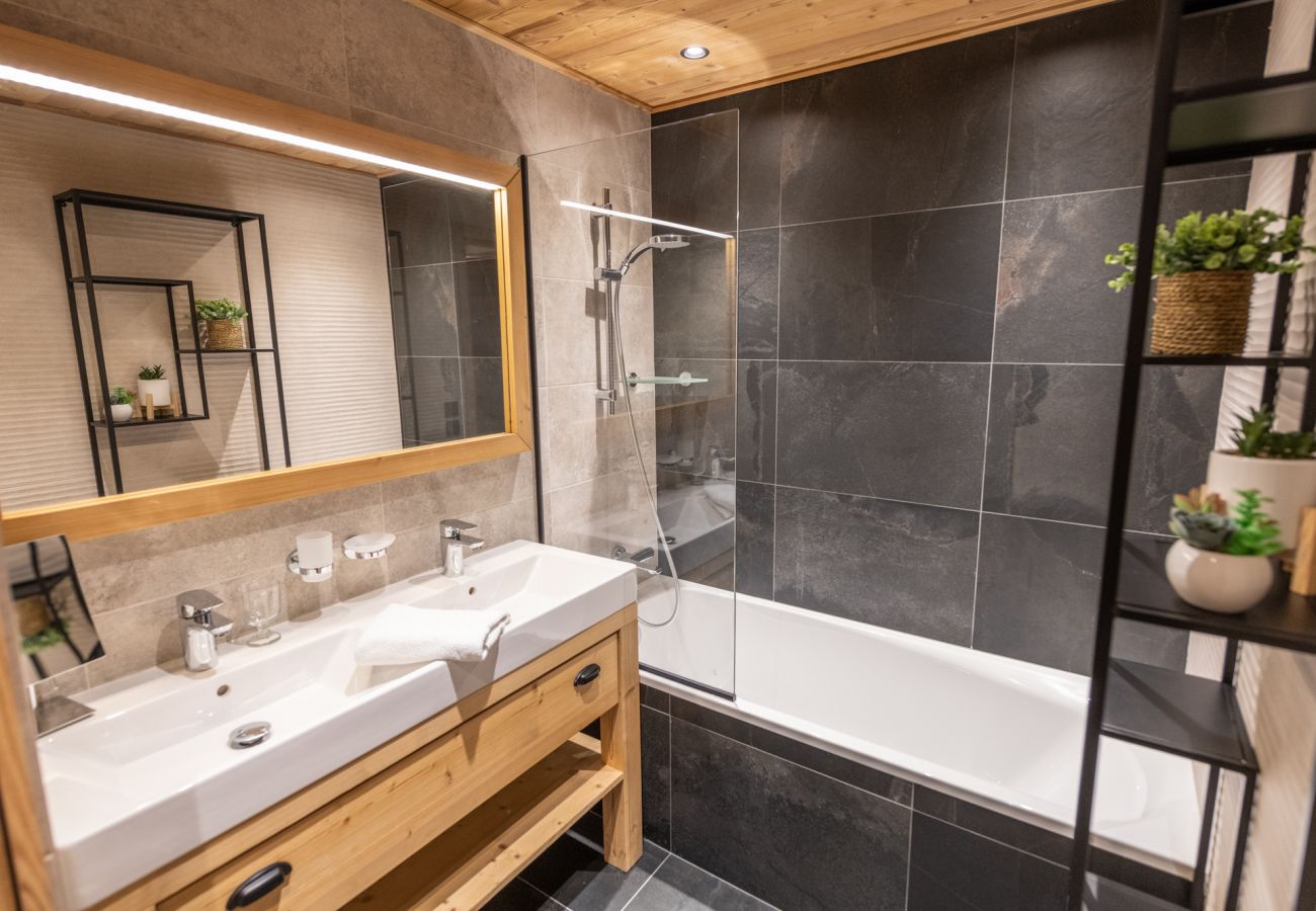 Apartment in L'Alpe d'Huez - Hameau Clotaire B23