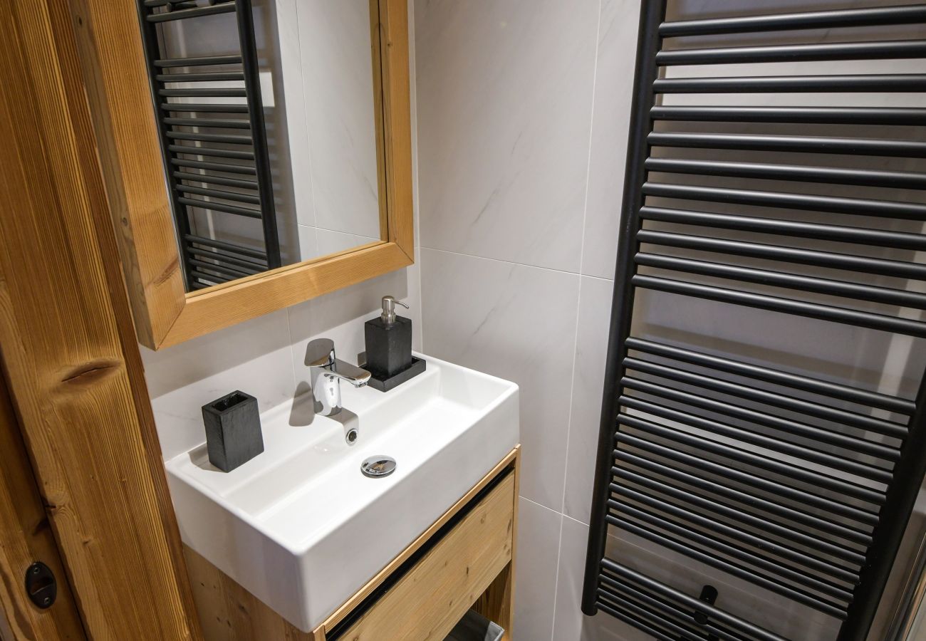 Apartment in L'Alpe d'Huez - Hameau Clotaire B57