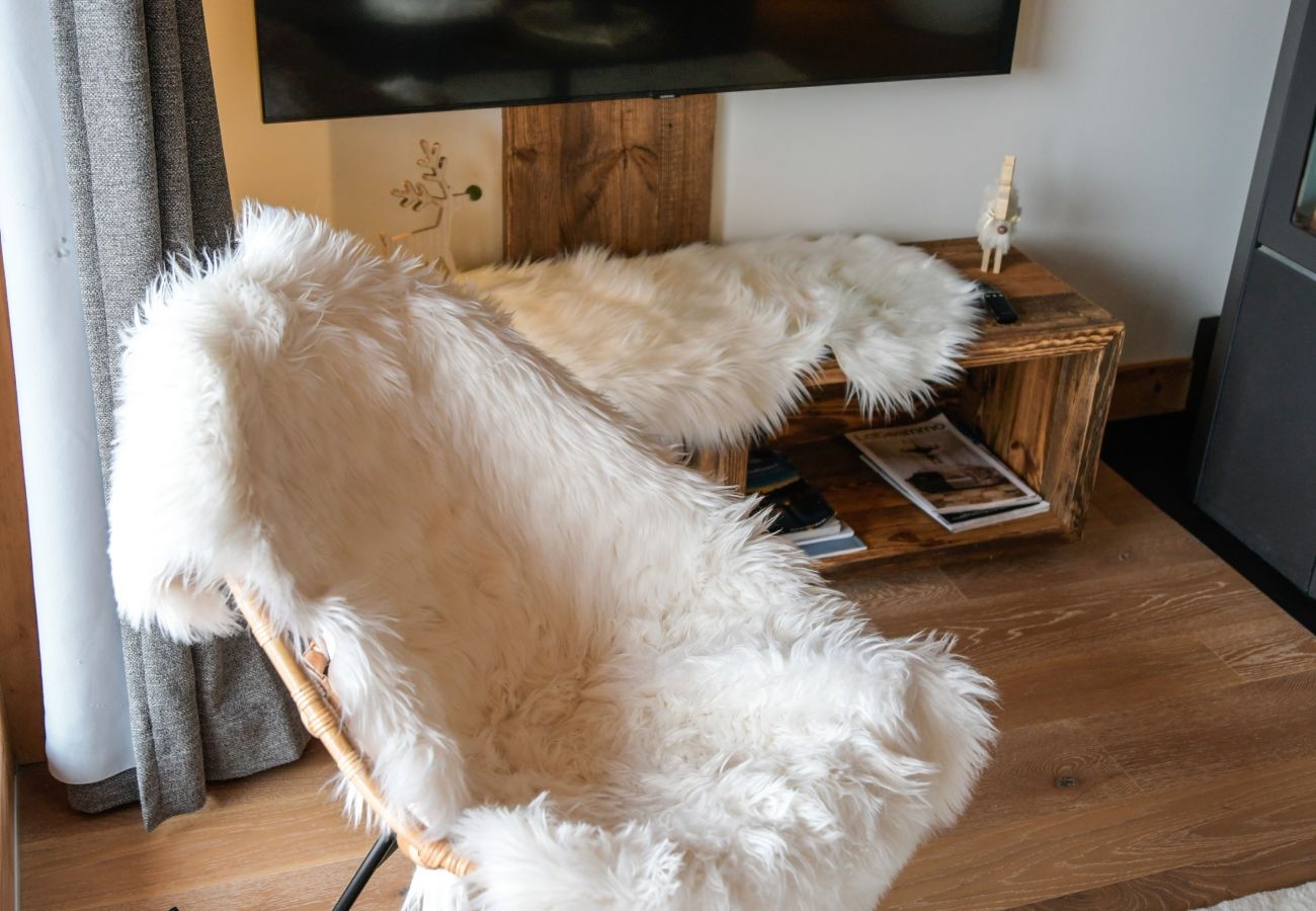 Apartment in L'Alpe d'Huez - Hameau Clotaire B57