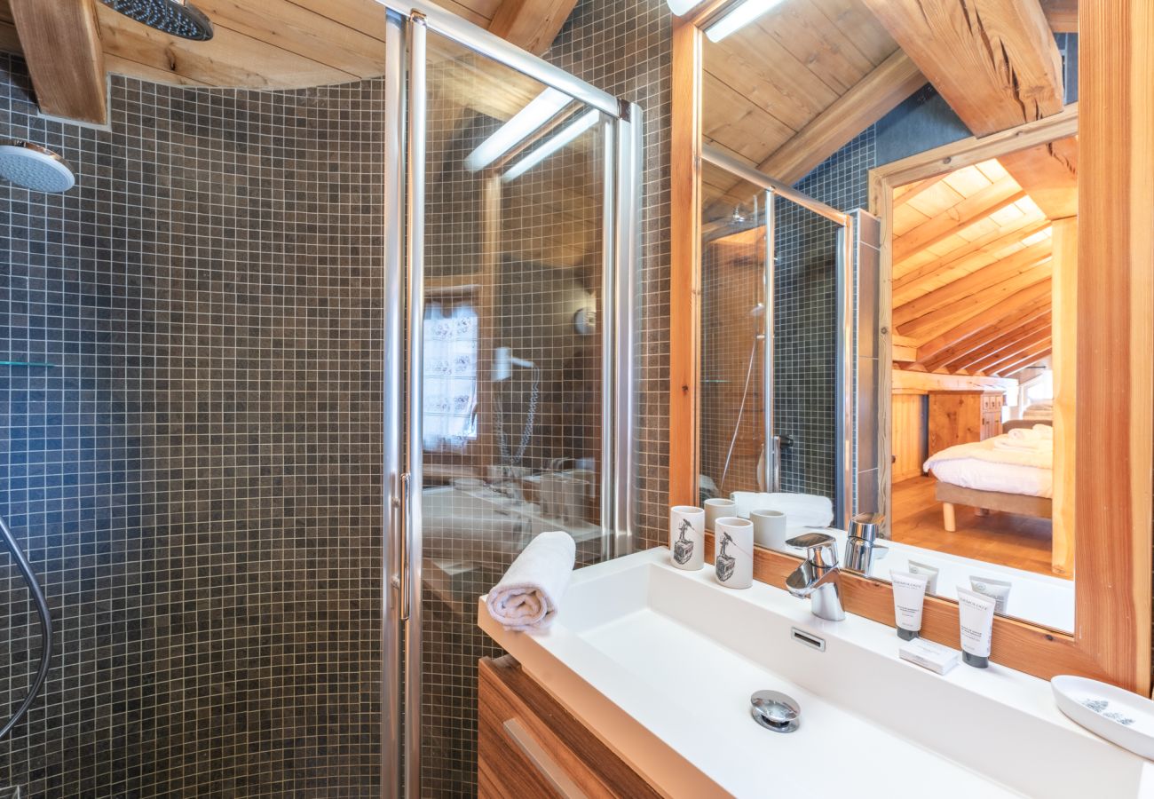 Chalet in L'Alpe d'Huez - Chalet Crest 2