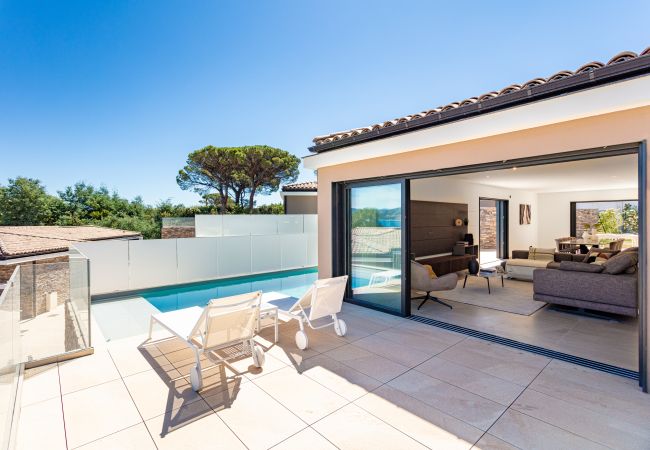 Villa in Saint-Tropez - Villa Yucca Vue Mer - Saint Tropez