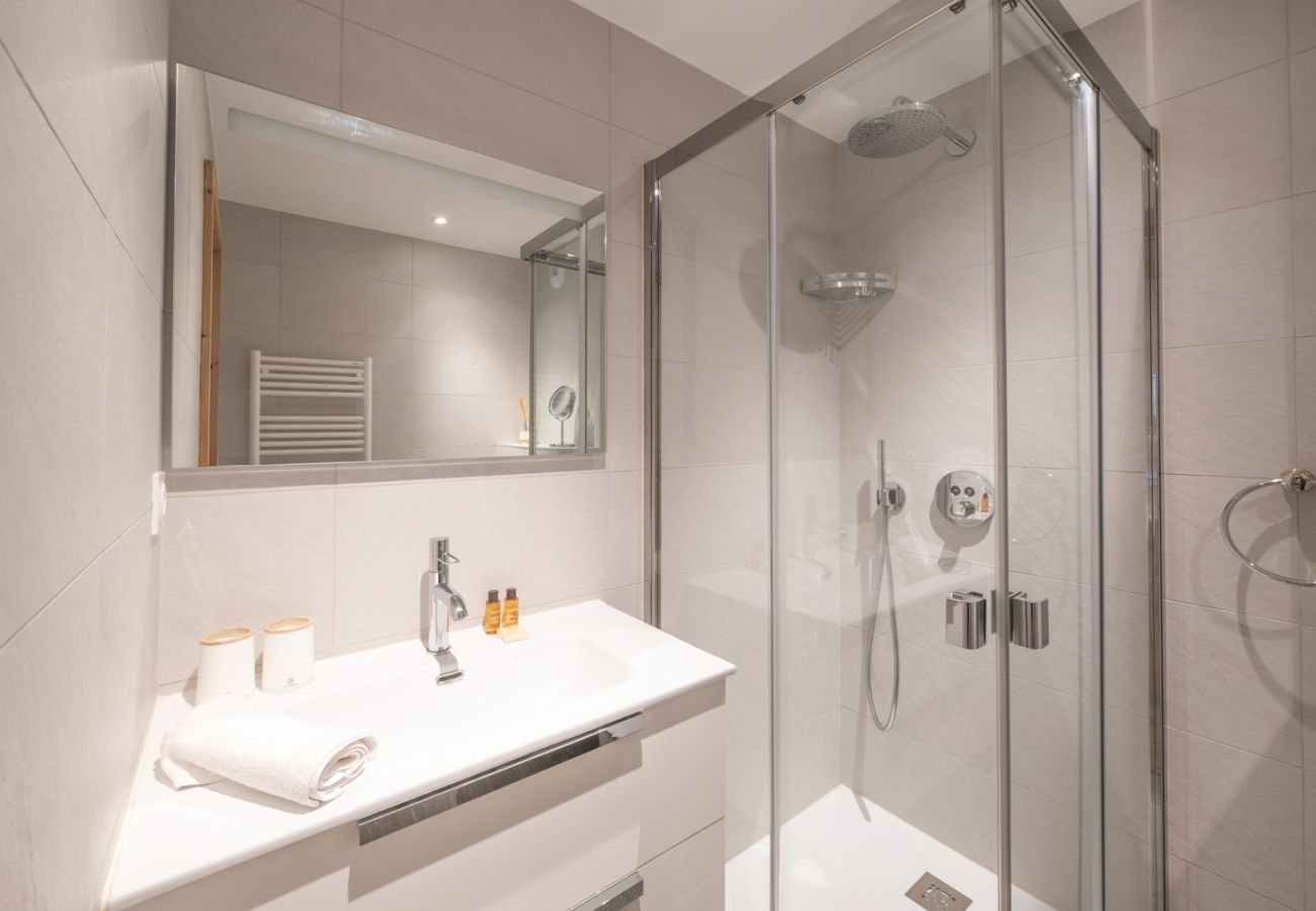 Apartment in L'Alpe d'Huez - Christina A11